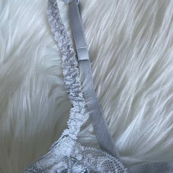 Grey Bralette - Picture 3 of 6